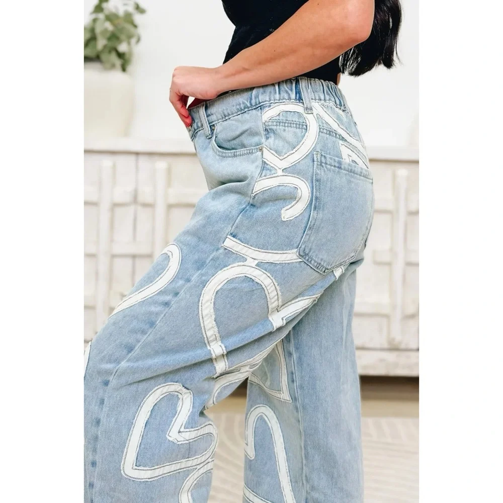 Oli & Hali Heart Patch Straight Wide Leg Jeans in Light Wash - Picture 3 of 8